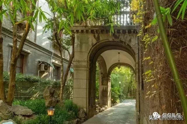 小巷深处的隐藏瑰宝，最新雨棚图集展示亮相