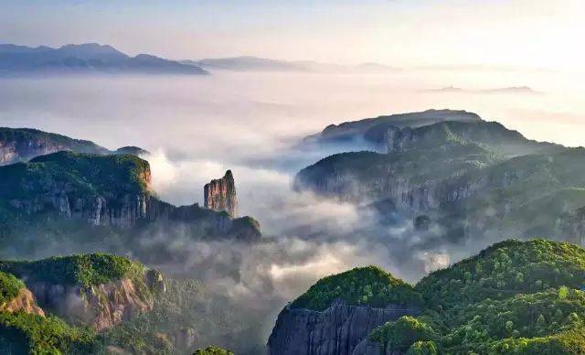 龙门兵少最新探索之旅,自然美景的轻松之旅