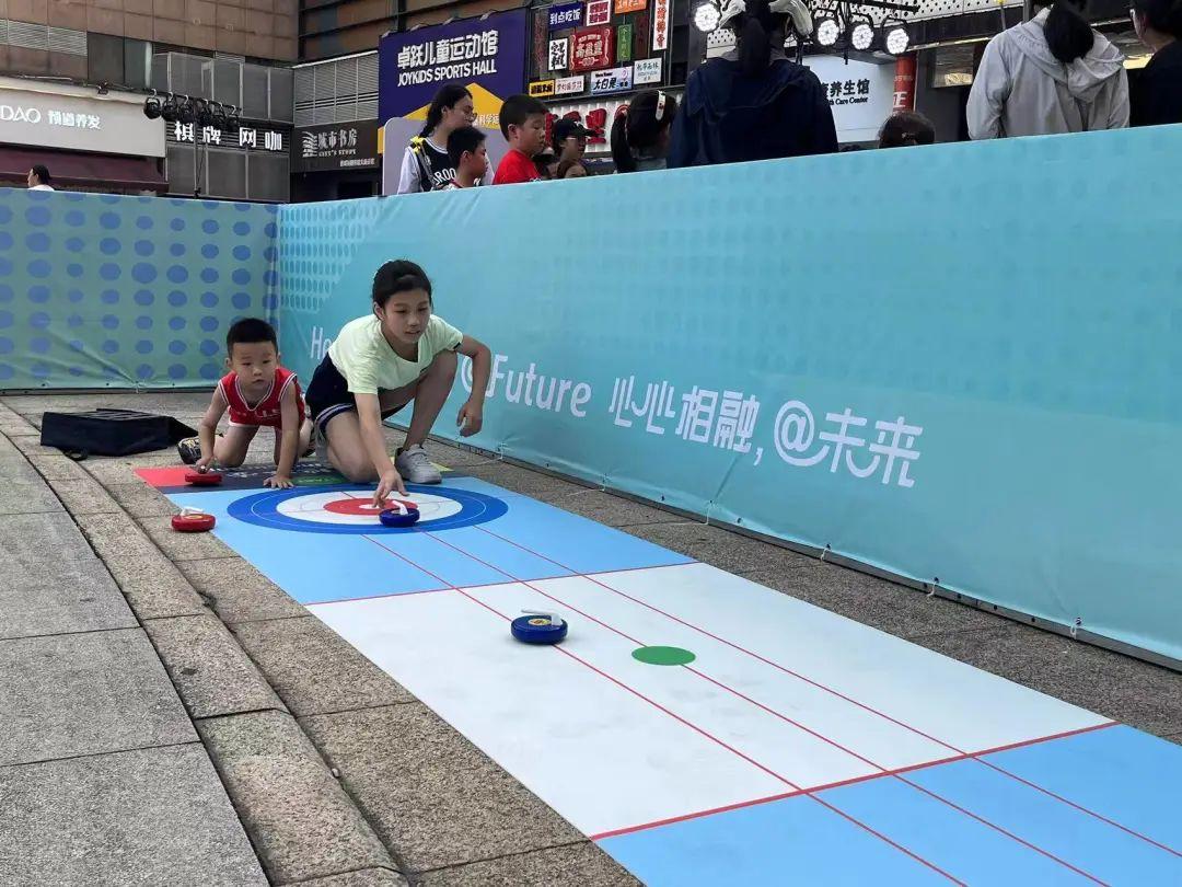 足球大师演员，心灵与自然的完美邂逅