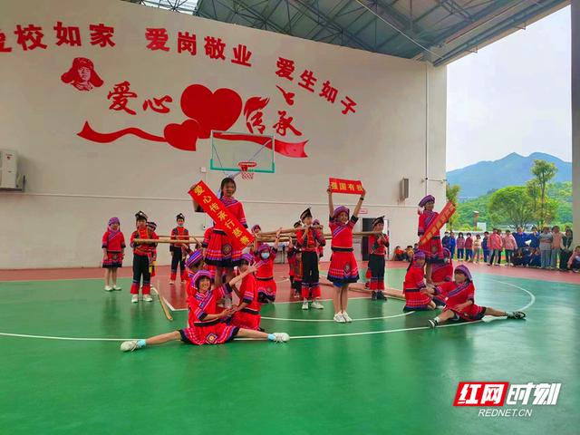 文明瑶族乡新动态,力量变迁与自信成就感的塑造