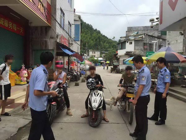 未成年子女投靠父母最新规定及小巷特色小店探秘
